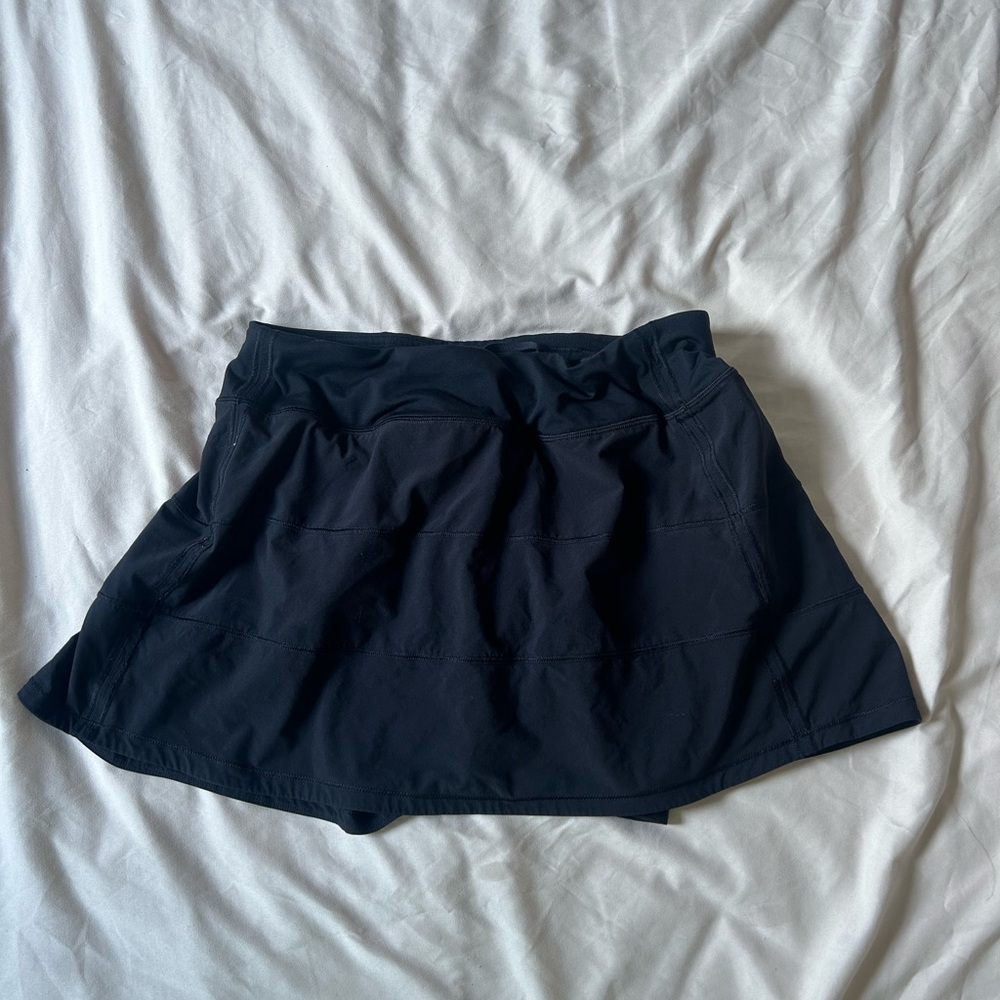 Lululemon black tennis skirt